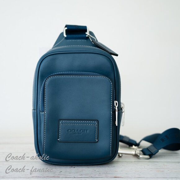 NWT Coach CX071 Leather Racer Sling Pack in Dark Denim - Picture 1 of 8